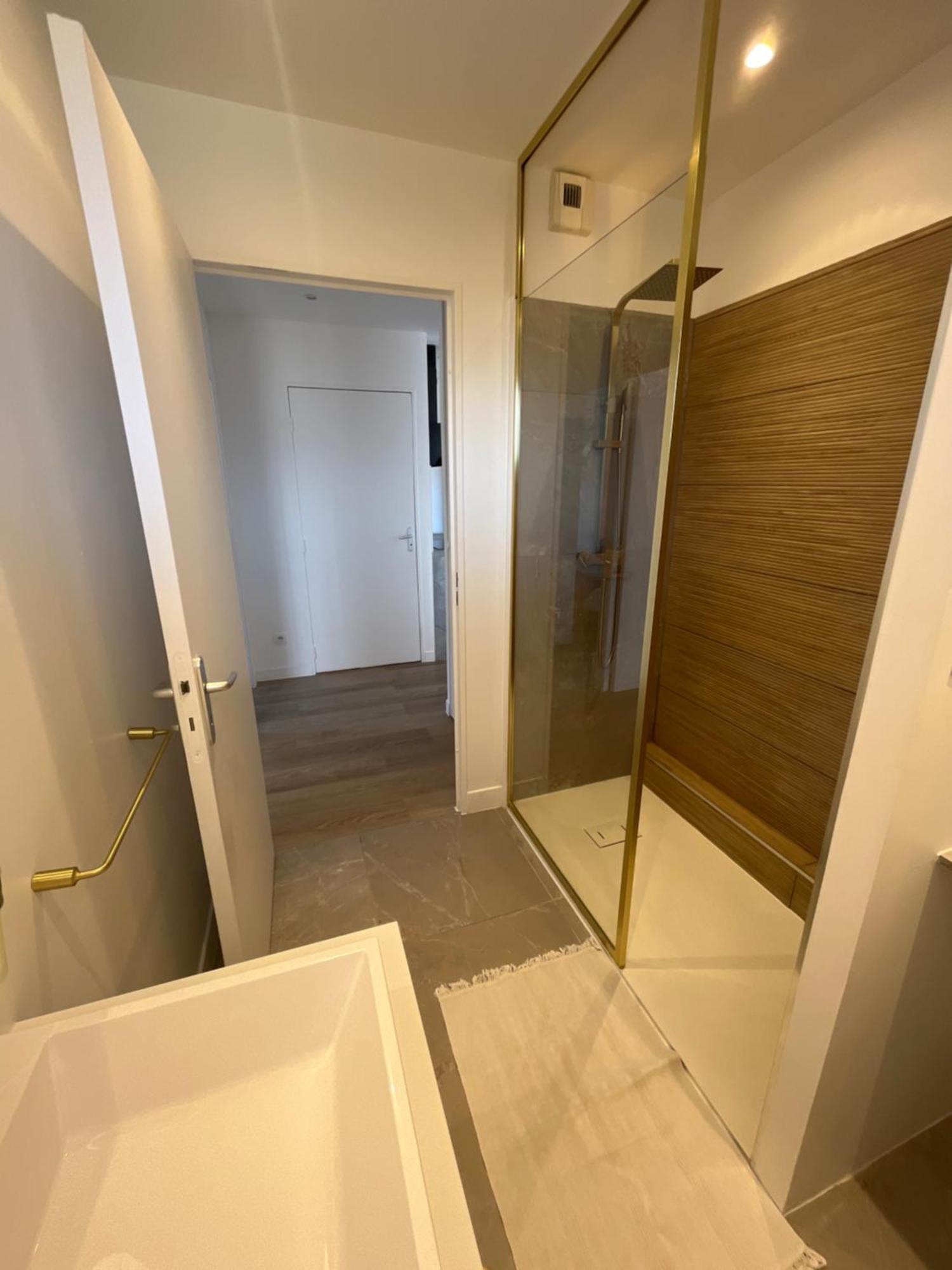 Appartement 2 Chambres Dans Residence Avec Piscine Et Parking La Ciotat Exterior foto